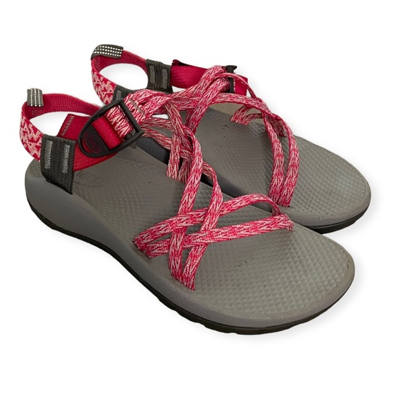 Chaco athletic sandals paints Women’s 5 (EU 36) - Picture 1 of 5